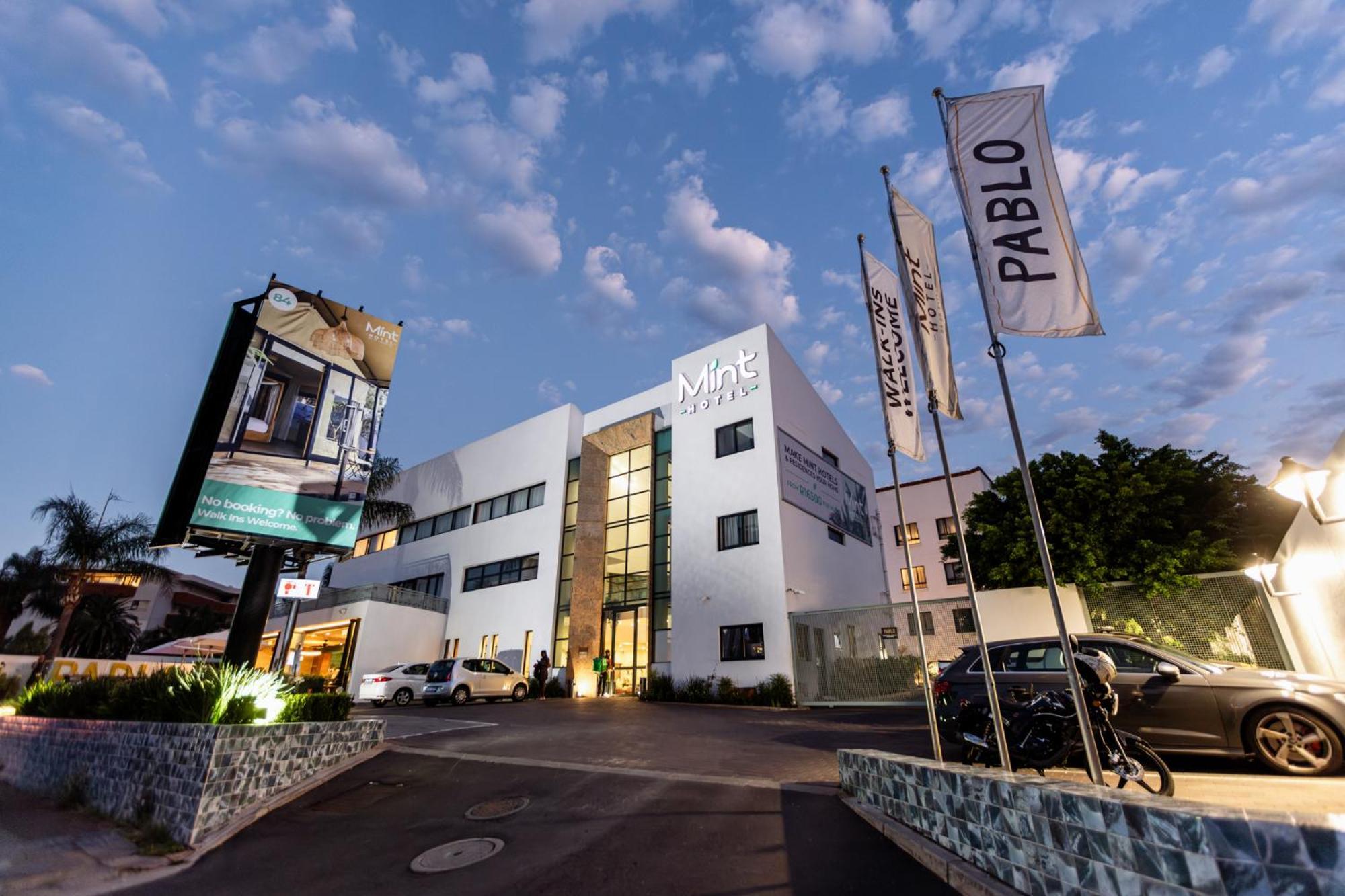 Mint Hotel 84 On Katherine Johannesburg Exterior foto